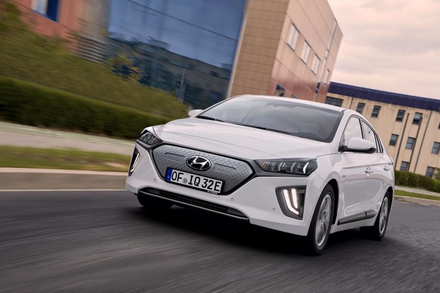  Hyundai IONIQ electric (AE) 2019 года  (WW) (фото 21 из 44)